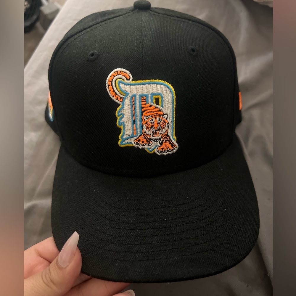 7 1/2 Detroit Tigers Exclusive Fitted